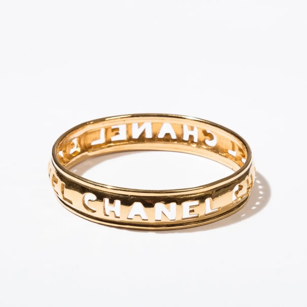 CHANEL vintage 1980s Bangle Bracelet with COA